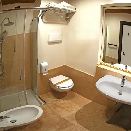 La Pauel Otel
