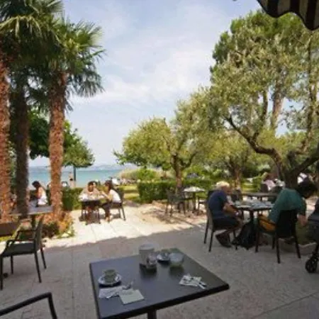 La Pauel Hotel